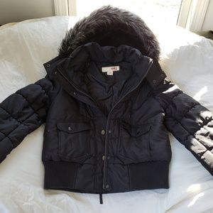 H2J Black hood JACKET SIZE Xlarge Juniors FAUX FUR